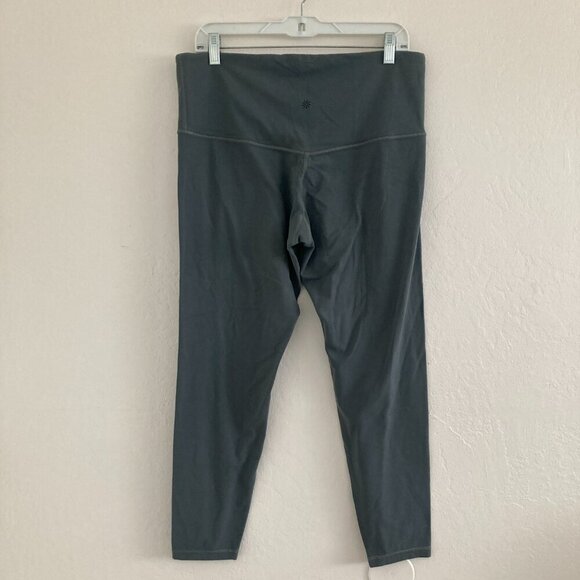 Athleta Ultra High Rise Elation Tight Sage Green Cropped Capri Basic Errands 1X - Picture 5 of 9